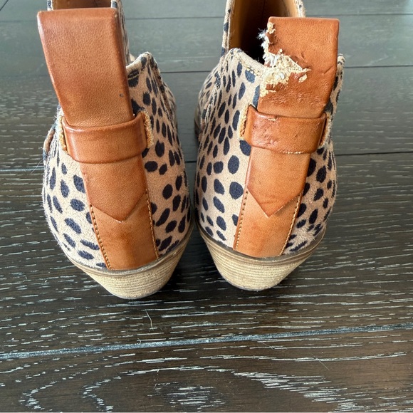 NINE WEST | Leopard Split Ankle Booties‎ Size 7 - Picture 5 of 7